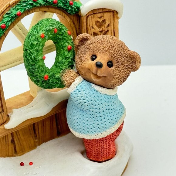 Hallmark 1996 Keepsake Ornament Tender Touches Ed Seale Premiere Exclusive - Picture 12 of 12